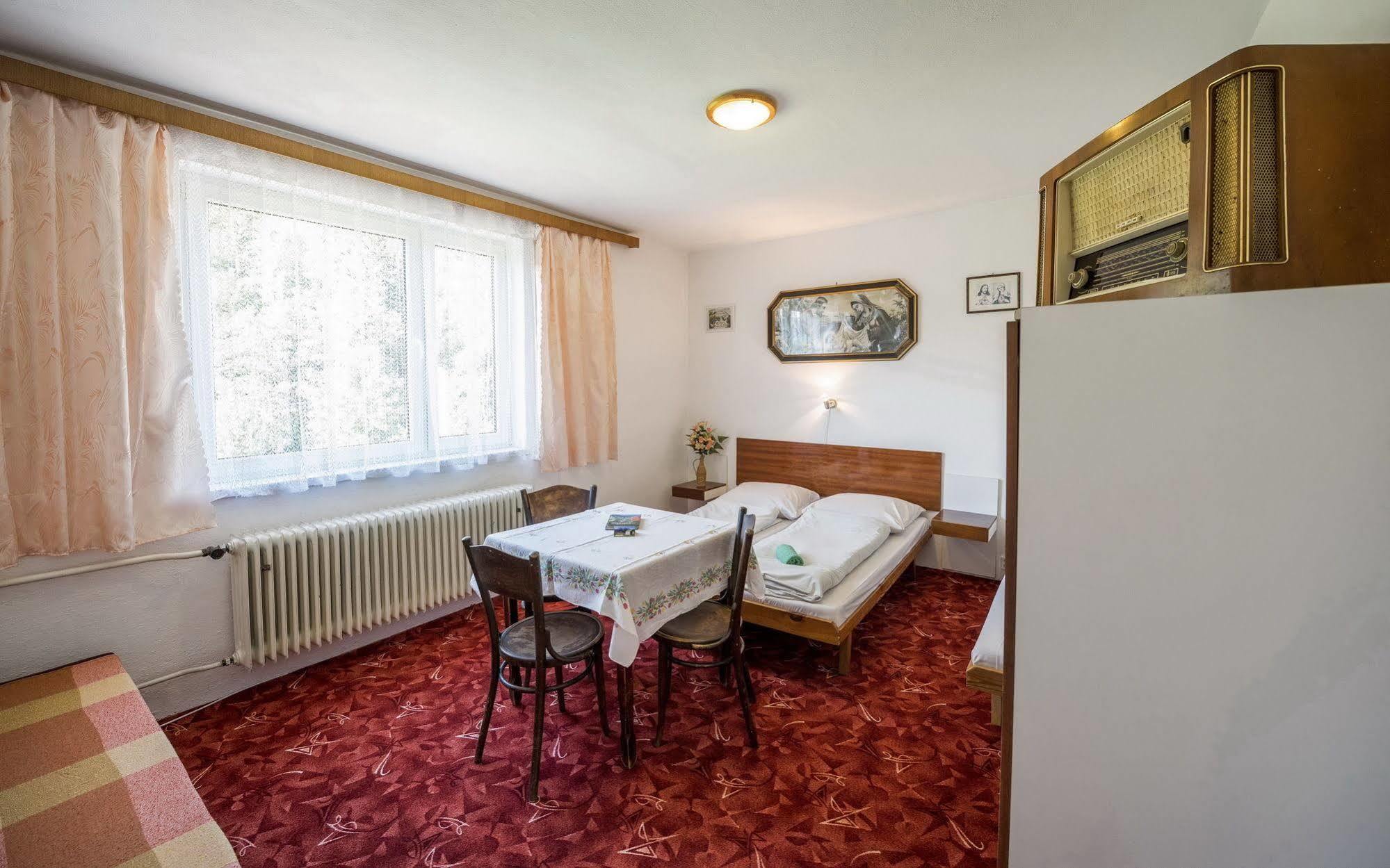 Guesthouse Cyprian Ždiar Екстериор снимка